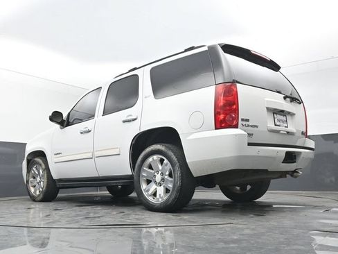 Used 2011 GMC Yukon SLT w/ Regional Value Package RWD image 42