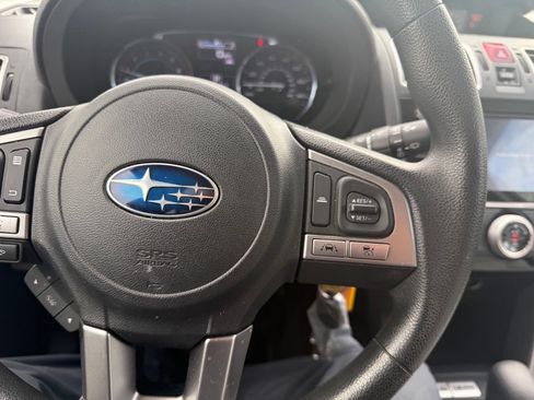 Used 2018 Subaru Forester 2.5i Premium AWD/4WD image 20