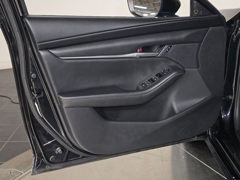 Used 2023 MAZDA MAZDA3 s image 15