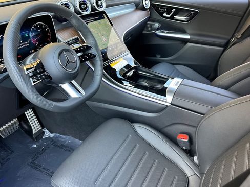 New 2026 Mercedes-Benz GLC 300 image 9