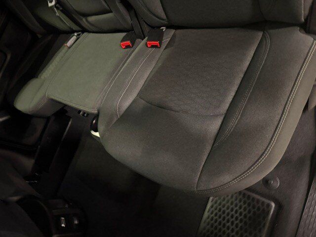 Used 2025 RAM 2500 Big Horn AWD/4WD image 36