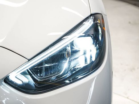 Used 2025 Mercedes-Benz C 300 4MATIC Sedan image 7