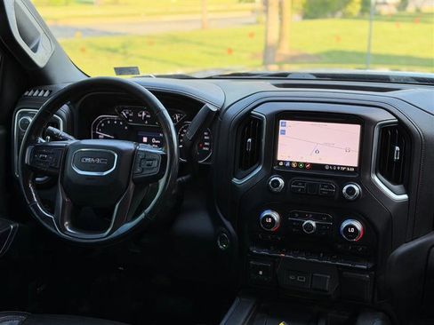 Used 2020 GMC Sierra 1500 AT4 w/ AT4 Preferred Package AWD/4WD image 18