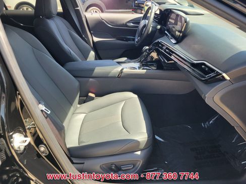 Certified 2023 Toyota Mirai w/ Advanced Technology Package RWD image 15