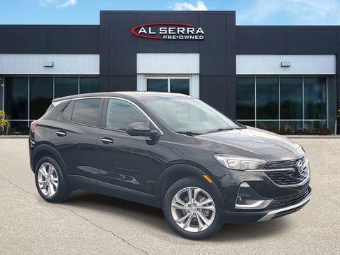 Used 2023 Buick Encore GX Preferred w/ Cold Weather Comfort Package FWD image 1
