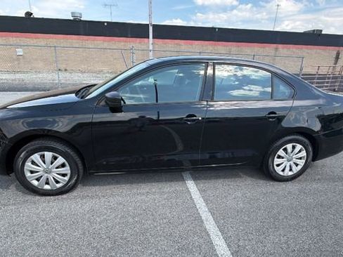 Used 2014 Volkswagen Jetta S FWD image 3