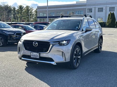 Used 2024 MAZDA CX-90 Plug-In Hybrid w/ Premium Pkg image 8