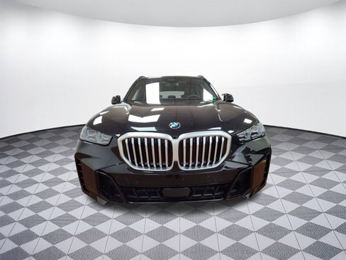 Used 2026 BMW X5 xDrive40i w/ M Sport Package image 5