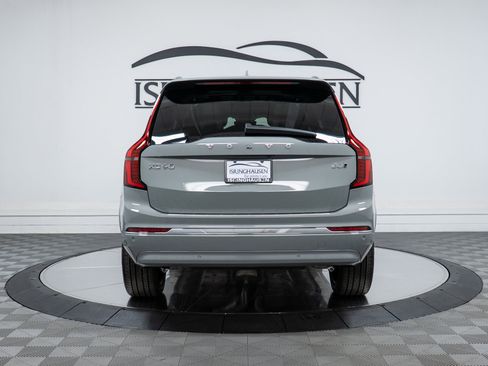 New 2026 Volvo XC90 B6 Plus w/ Protection Package Premier image 6