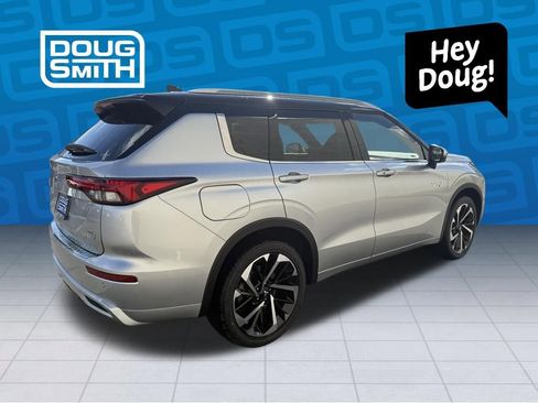 New 2025 Mitsubishi Outlander SEL image 4