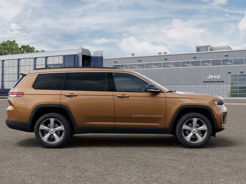 New 2026 Jeep Grand Cherokee L Limited w/ Trailer Tow Package AWD/4WD image 21
