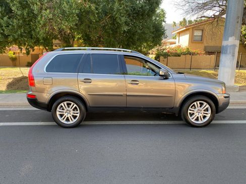 Used 2011 Volvo XC90 3.2 image 9