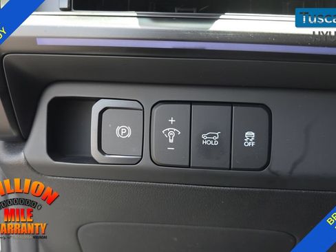 Used 2024 Hyundai Santa Fe Calligraphy FWD image 14