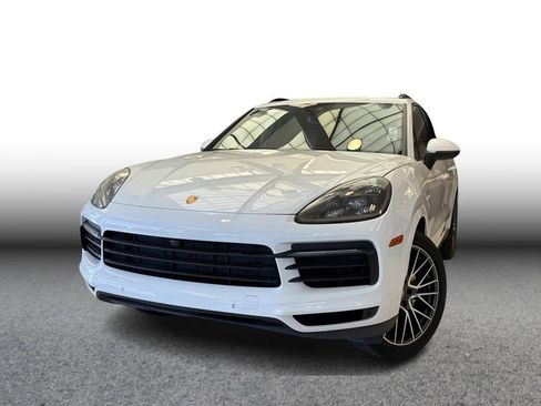 Used 2022 Porsche Cayenne E-Hybrid w/ Premium Plus Package image 1