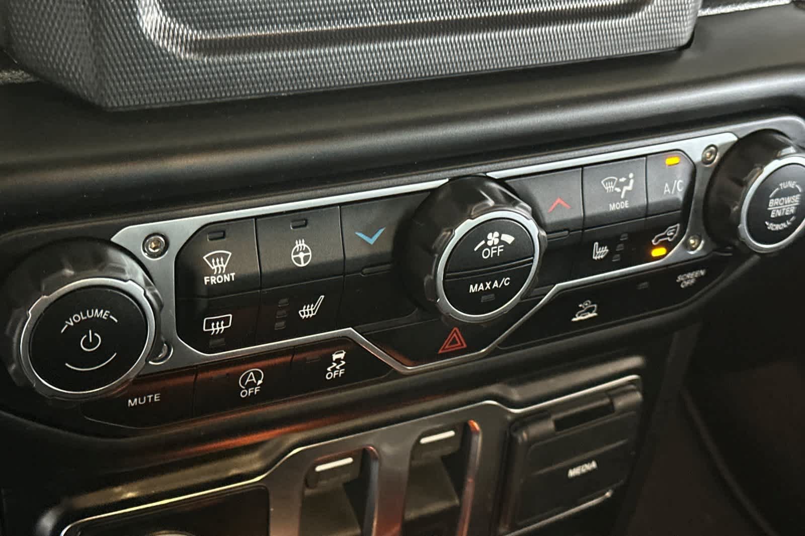 Used 2023 Jeep Wrangler Sport AWD/4WD image 23