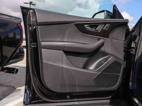 New 2026 Audi Q8 Premium Plus image 30