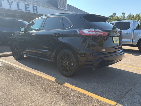 Used 2024 Ford Edge ST-Line AWD/4WD image 3