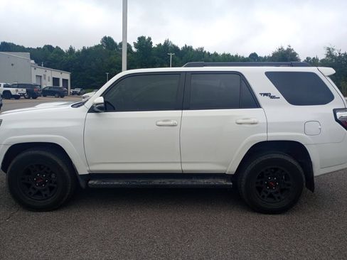 Used 2024 Toyota 4Runner TRD Off-Road Premium w/ Off Road Premium Plus Package AWD/4WD image 8