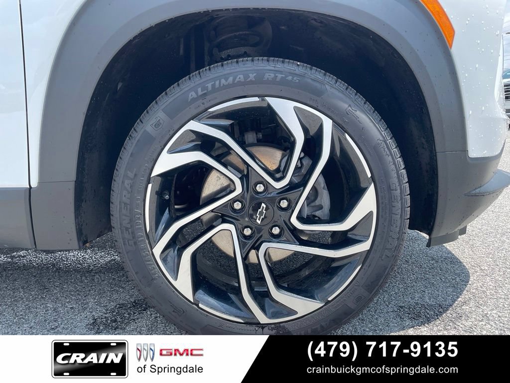 Used 2024 Chevrolet TrailBlazer RS w/ Driver Confidence Package AWD/4WD image 29