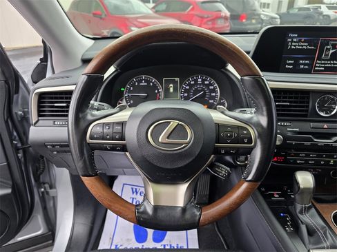 Used 2022 Lexus RX 350L FWD w/ Premium Package image 16