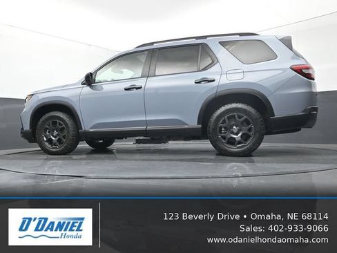Used 2024 Honda Pilot TrailSport image 10