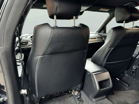 Used 2018 Honda Accord Sport image 40