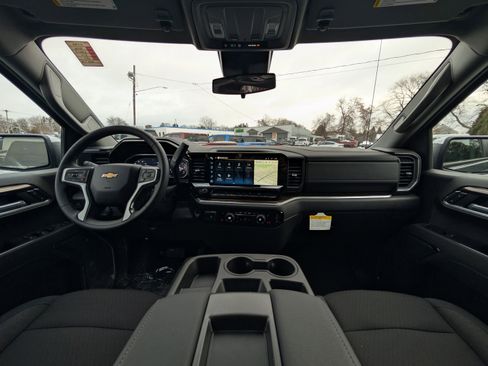 New 2026 Chevrolet Silverado 1500 LT image 2