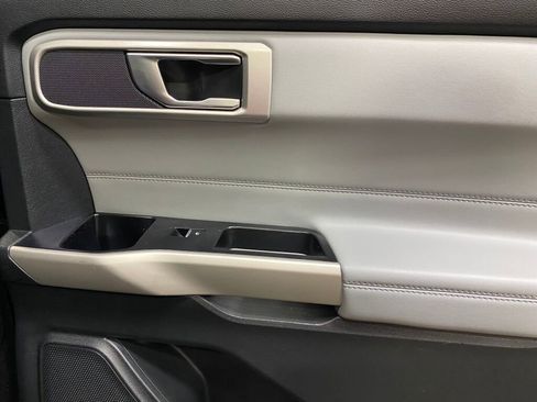 Used 2023 Ford Explorer XLT w/ Equipment Group 202A image 21