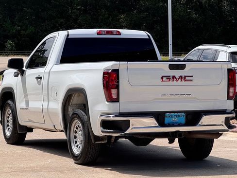 Used 2024 GMC Sierra 1500 Pro w/ Pro Value Package RWD image 10