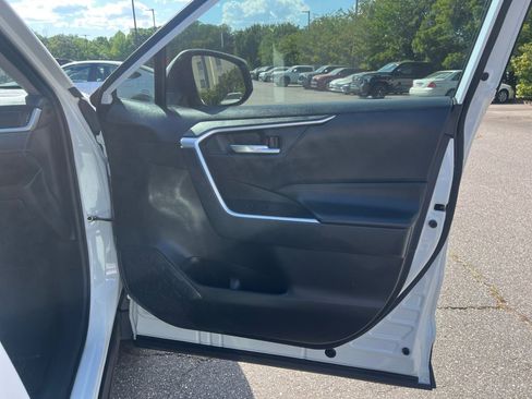 Certified 2024 Toyota RAV4 XLE FWD image 32