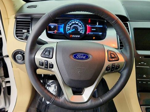 Used 2018 Ford Taurus SEL w/ Equipment Group 201A FWD image 13