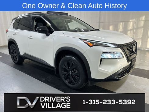 Used 2023 Nissan Rogue SV w/ SV Premium B Package image 1