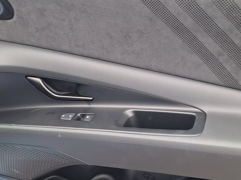 New 2026 Hyundai Elantra N FWD image 28