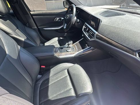 Used 2019 BMW 330i xDrive Sedan AWD/4WD image 19