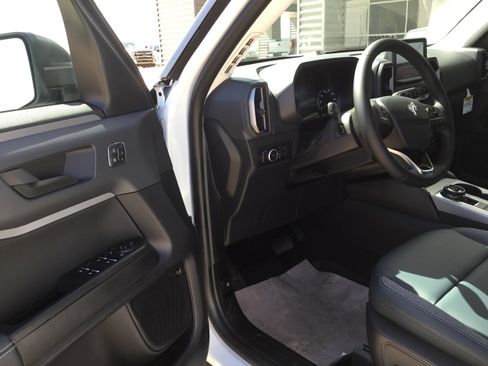 New 2024 Ford Bronco Sport Outer Banks w/ Tech Package image 9