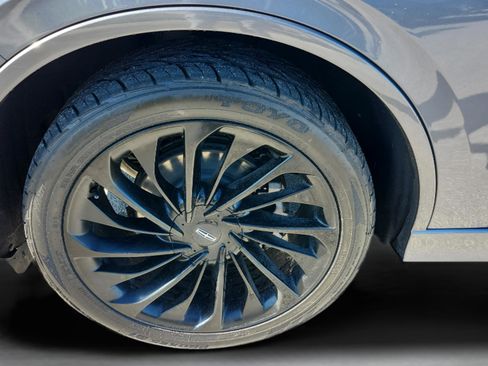 Used 2021 Lincoln Aviator Reserve w/ Equipment Group 208A image 25