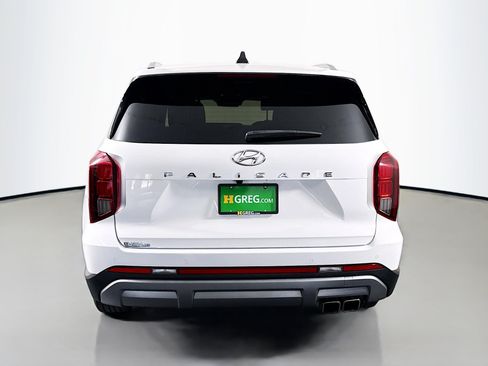 Used 2023 Hyundai Palisade SEL FWD image 8