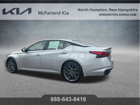 Used 2023 Nissan Altima 2.0 SR FWD image 4