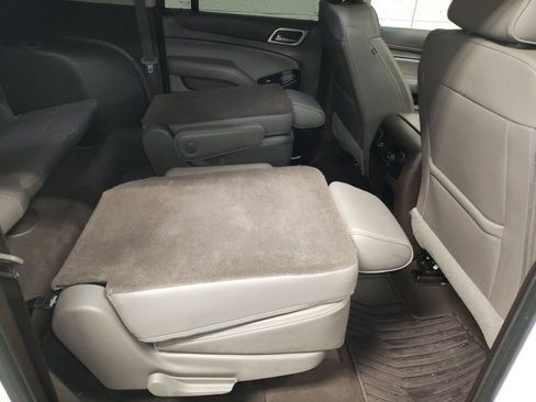 Used 2019 GMC Yukon XL Denali w/ Open Road Package image 13