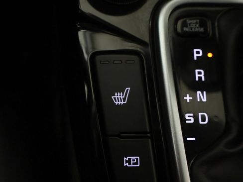 Used 2025 Kia Seltos S AWD/4WD image 47
