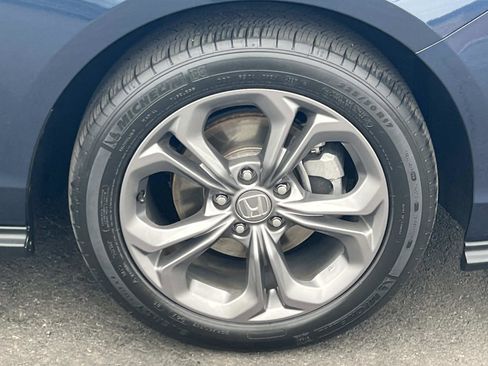 Used 2024 Honda Accord EX image 27