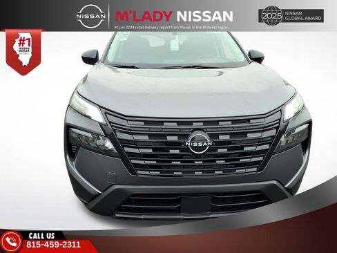 New 2026 Nissan Rogue SV image 2