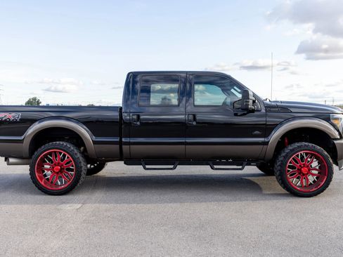 Used 2016 Ford F350 King Ranch w/ King Ranch w/Chrome Package image 7