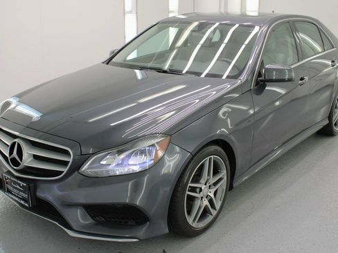 Used 2014 Mercedes-Benz E 350 Sedan w/ Premium 1 Package image 4