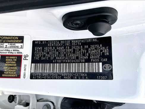 Used 2014 Toyota Camry LE image 19