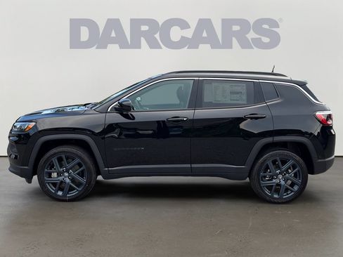 New 2026 Jeep Compass Latitude AWD/4WD image 4