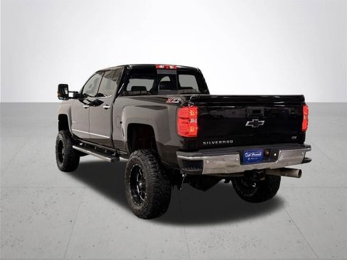 Used 2017 Chevrolet Silverado 3500 LTZ image 12