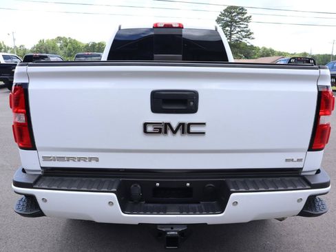 Used 2019 GMC Sierra 2500 SLE w/ SLE Preferred Package AWD/4WD image 7