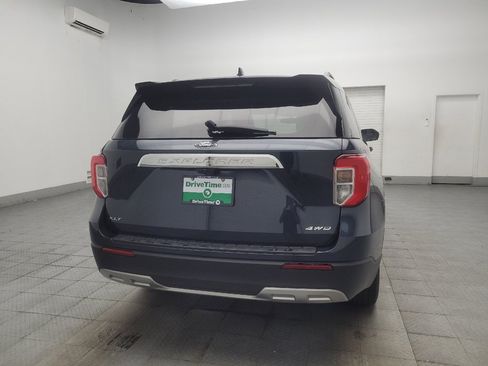 Used 2023 Ford Explorer XLT w/ Equipment Group 202A AWD/4WD image 7