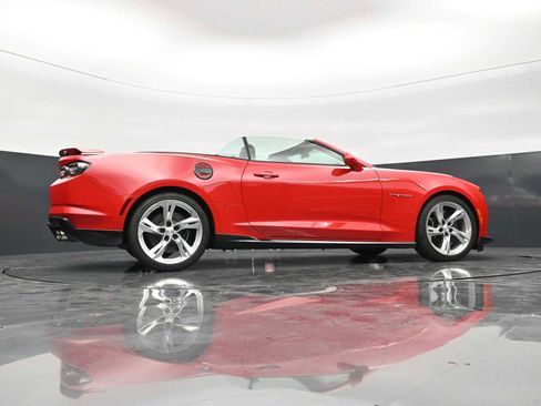 Used 2023 Chevrolet Camaro SS RWD image 42